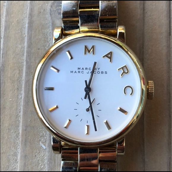 Marc by Marc Jacobs Gold Signature Watch! - Picture 10 of 10